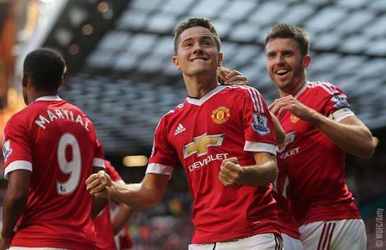 万名追随者 万名追随者