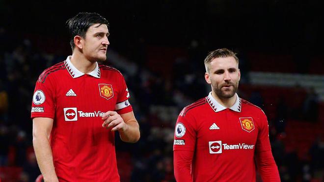 伊萨在多个 伊萨在多个